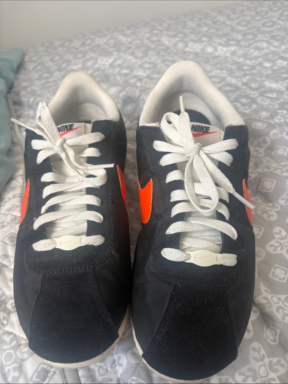 Nike Black and Orange Low-Top Sneakers - Picture 3 of 4